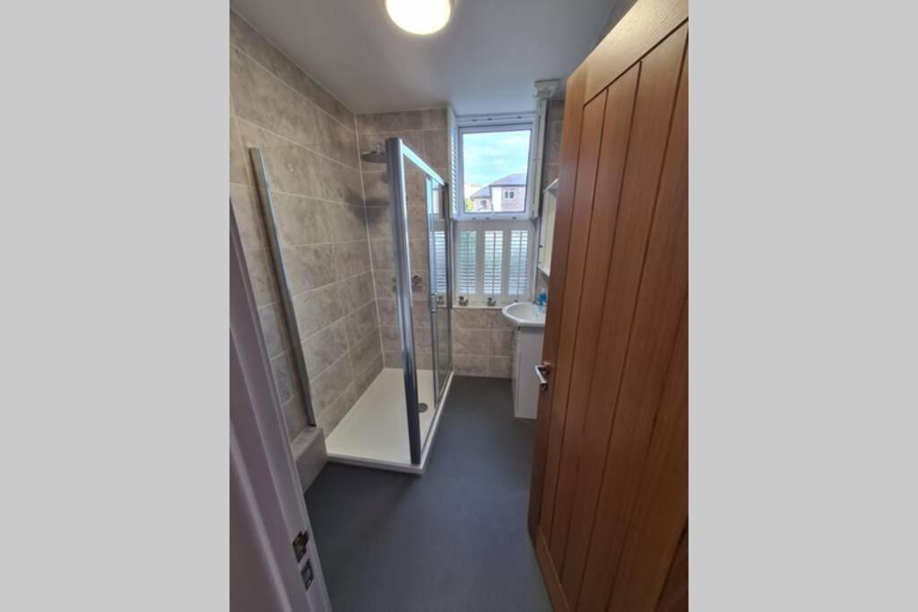 Beautiful Seaside Apartment With Parking 文特诺 外观 照片