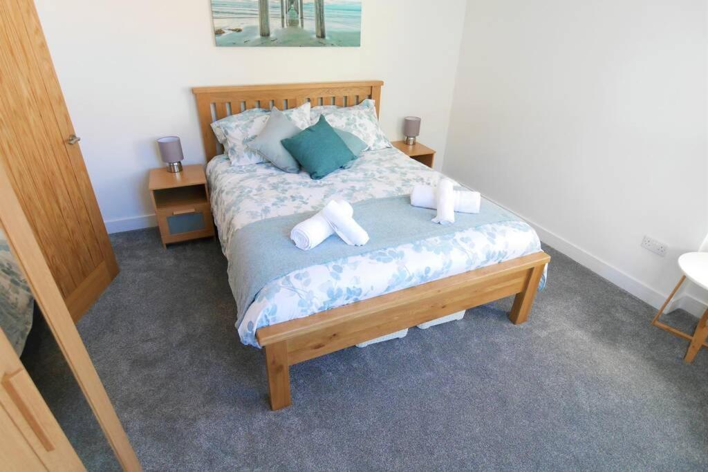 Beautiful Seaside Apartment With Parking 文特诺 外观 照片